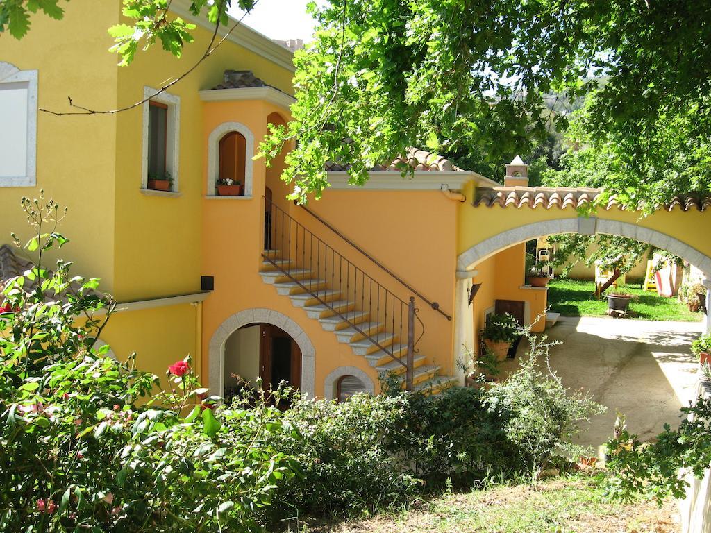 Le Roverelle Ilbono Εξωτερικό φωτογραφία